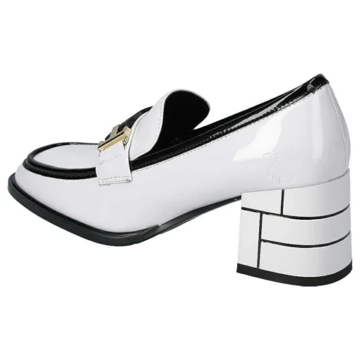 Slipper