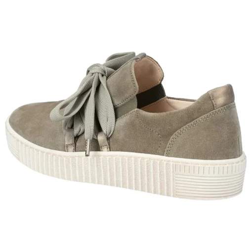 Sneaker