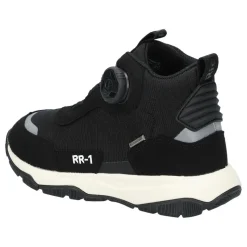 Sneaker hoch
