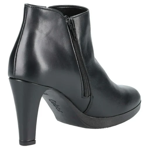 Stiefelette